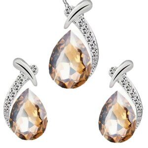 Exquisite 925 Sterling Silver Teardrop Necklace & Matching Earrings Jewelry Set